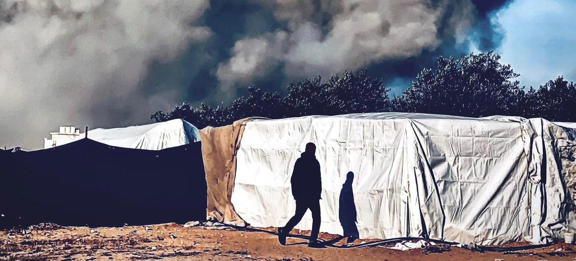 Les déplacements forcés et les opérations militaires à Rafah aggravent une situation déjà catastrophique.